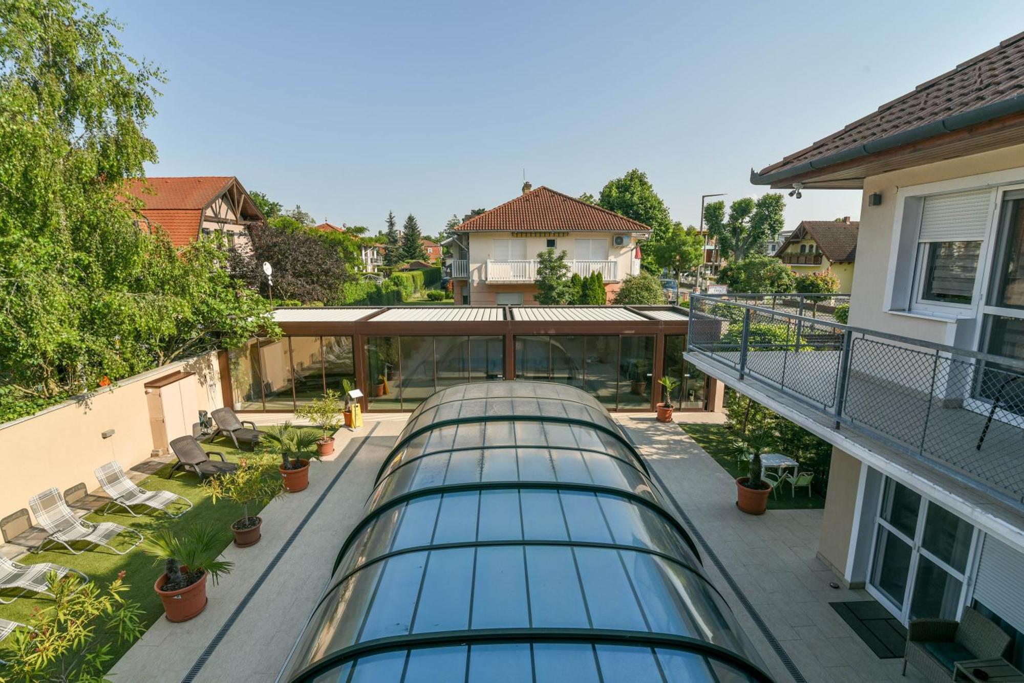 Happy Apartments Balatonlelle Exteriér fotografie