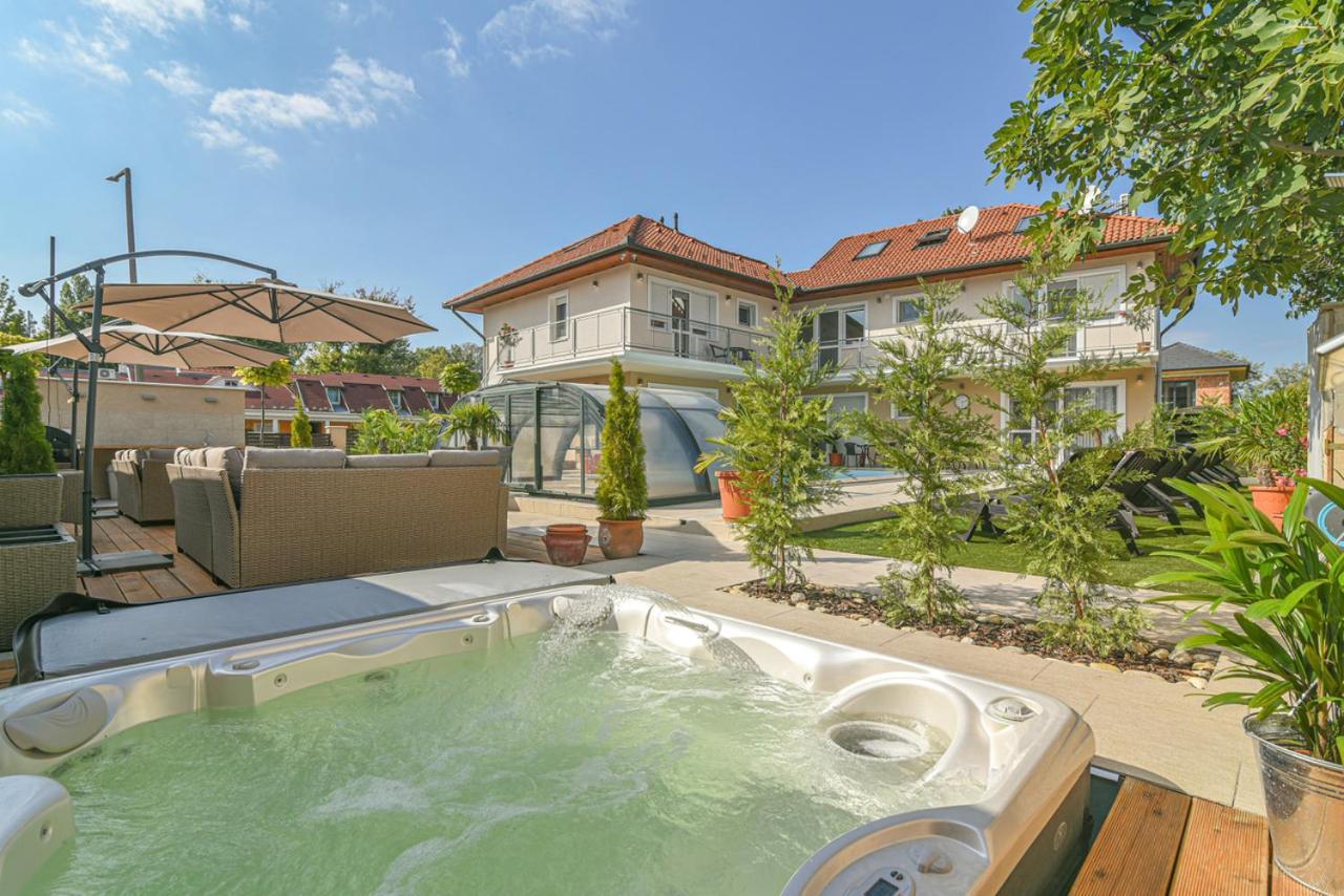Happy Apartments Balatonlelle Exteriér fotografie