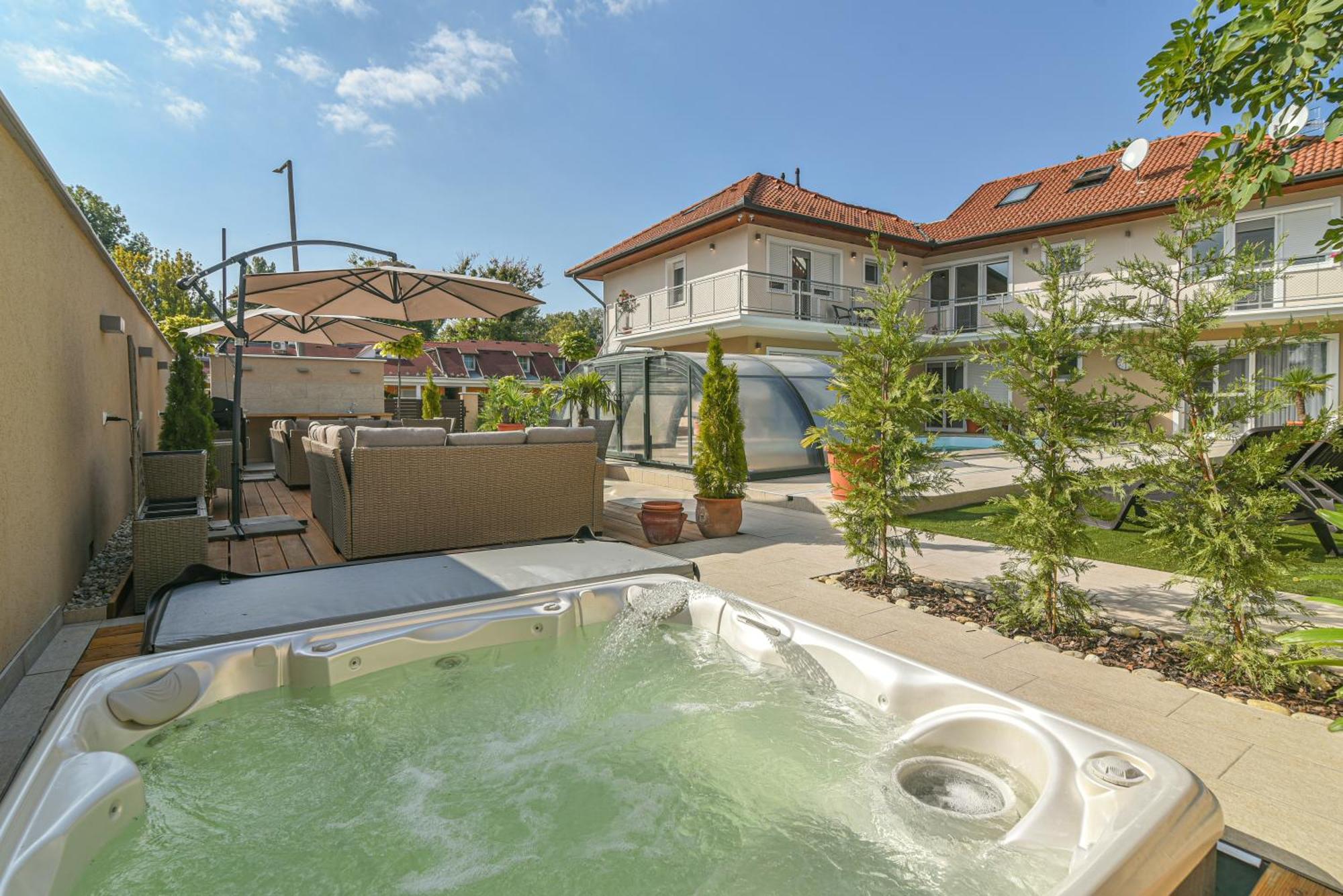 Happy Apartments Balatonlelle Exteriér fotografie