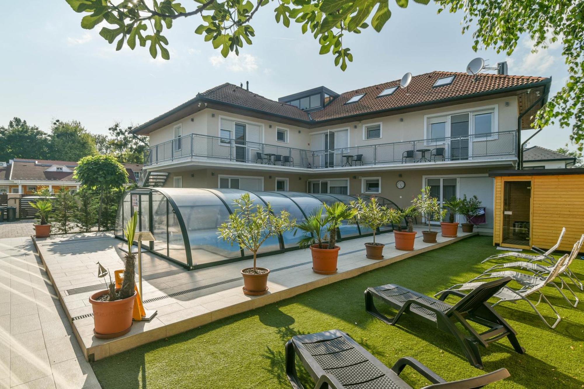Happy Apartments Balatonlelle Exteriér fotografie